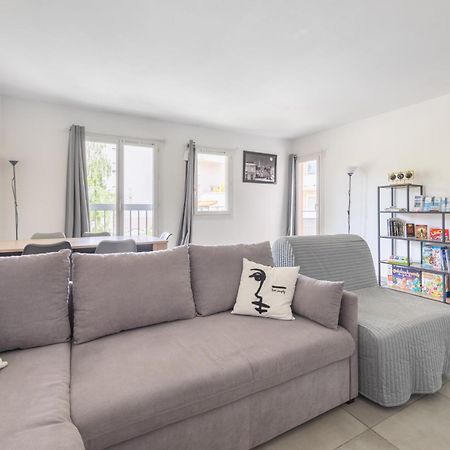 Appartement Proche Disneyland & Paris - 20 Minutes - Proche Gare Rer نْوازييل المظهر الخارجي الصورة