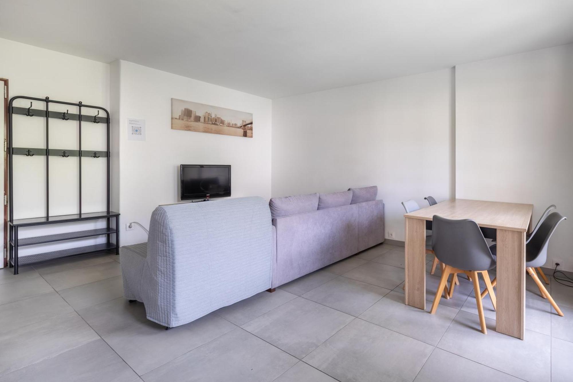 Appartement Proche Disneyland & Paris - 20 Minutes - Proche Gare Rer نْوازييل المظهر الخارجي الصورة
