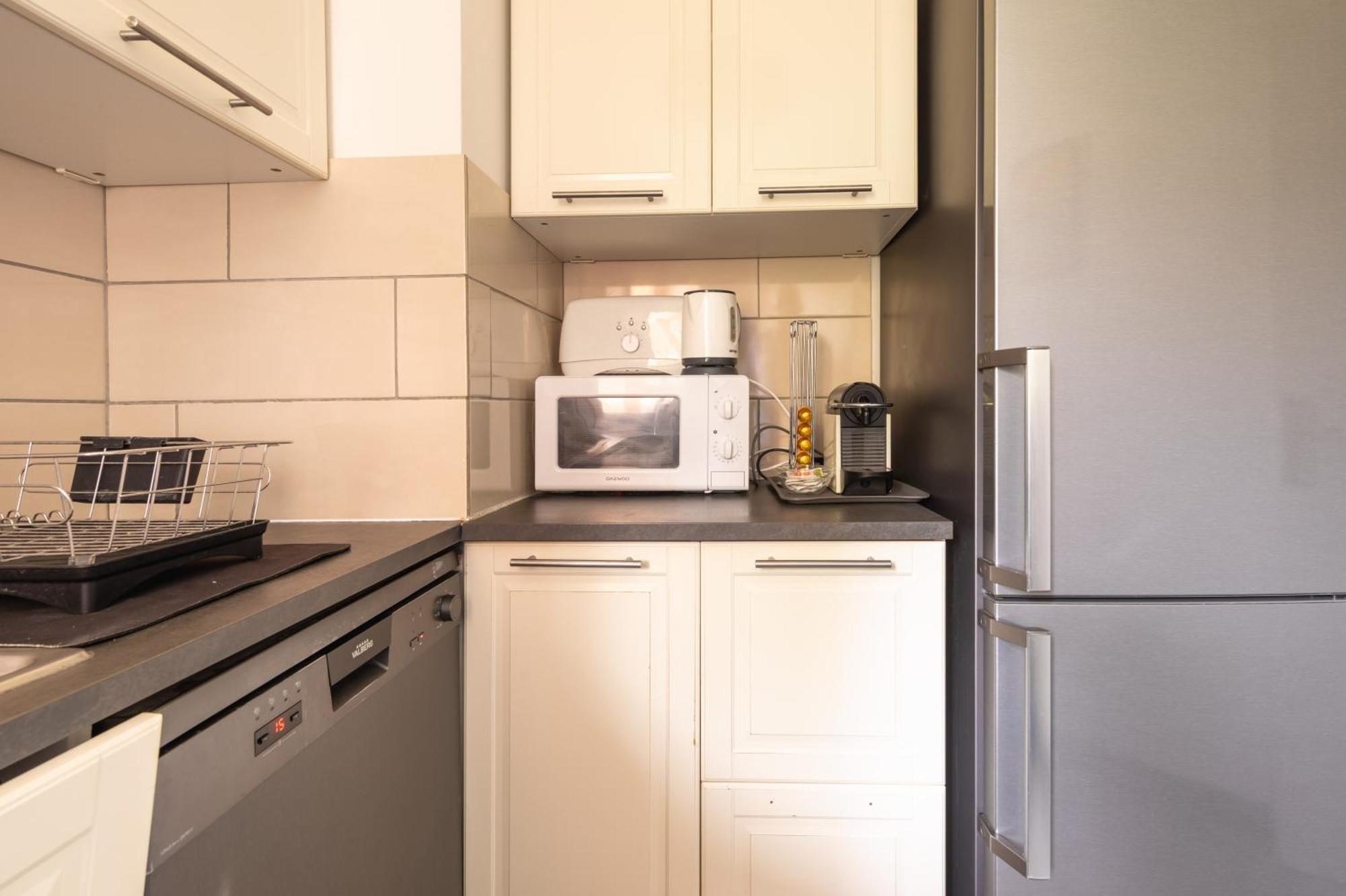 Appartement Proche Disneyland & Paris - 20 Minutes - Proche Gare Rer نْوازييل المظهر الخارجي الصورة
